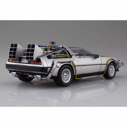 Aoshima - Back to the Future Pt.1 1/24 DeLorean Time Machine. - The Scale Model Stash