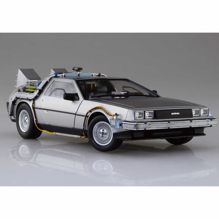 Aoshima - Back to the Future Pt.1 1/24 DeLorean Time Machine. - The Scale Model Stash