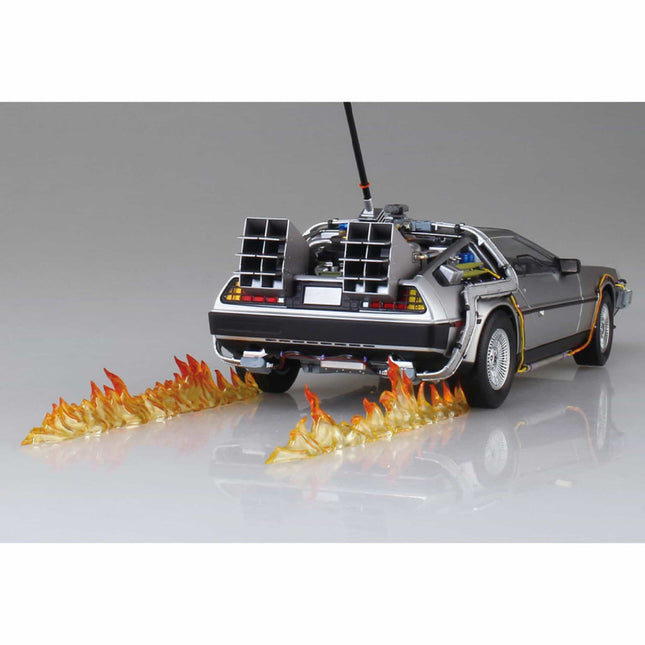 Aoshima - Back to the Future Pt.1 1/24 DeLorean Time Machine. - The Scale Model Stash