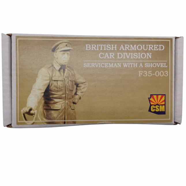 CSM - British Armoured Car Division Serviceman with a Shovel - 1/35 (F35 - 003) - The Scale Model Stash