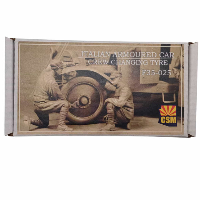 CSM - Italian Armoured Car Crew Changing Tyre - 1/35 (F35 - 025) - The Scale Model Stash