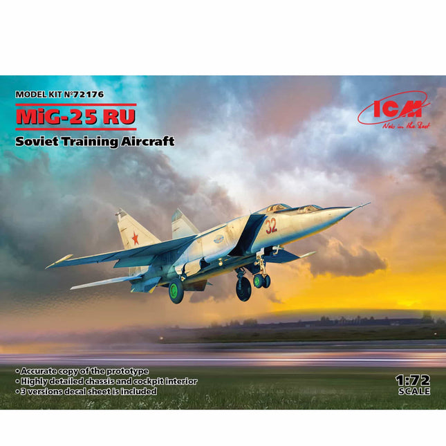 ICM - MiG - 25 RU Soviet Training Aircraft 1/72 - The Scale Model Stash